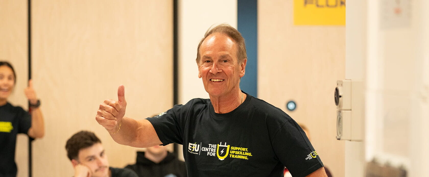 Terry Wallace AFL Player mentoring at the Centre For U